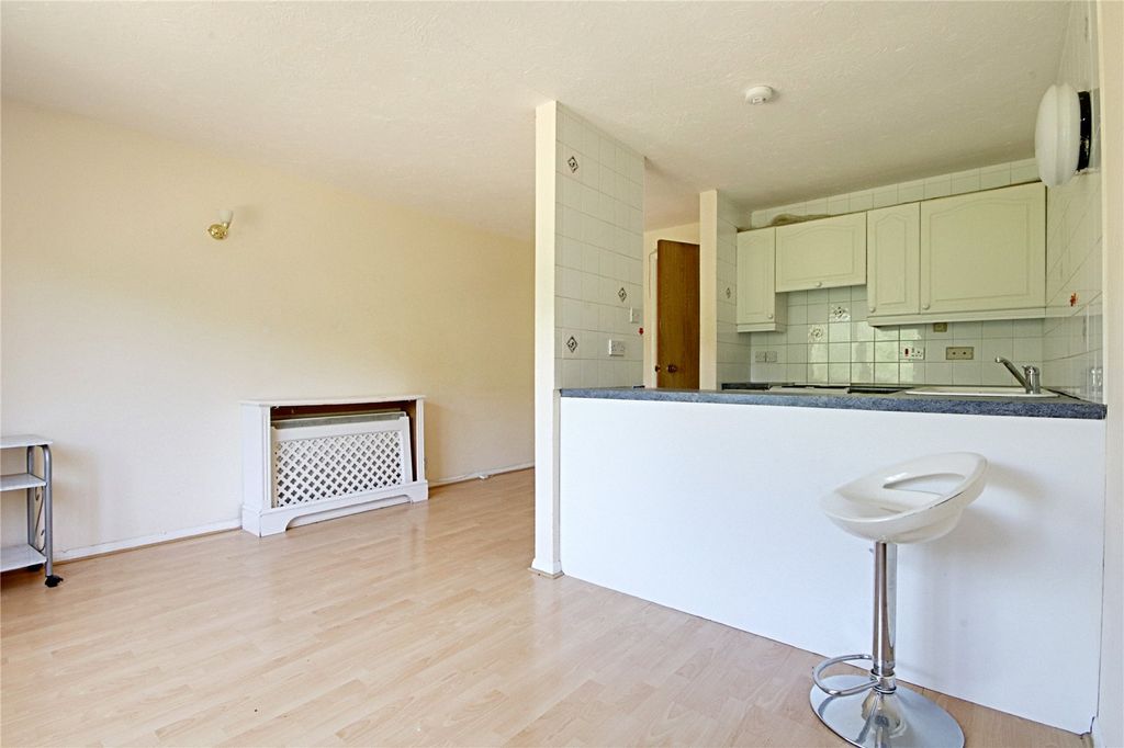 Property photo 2 of 12 Picture No. 06