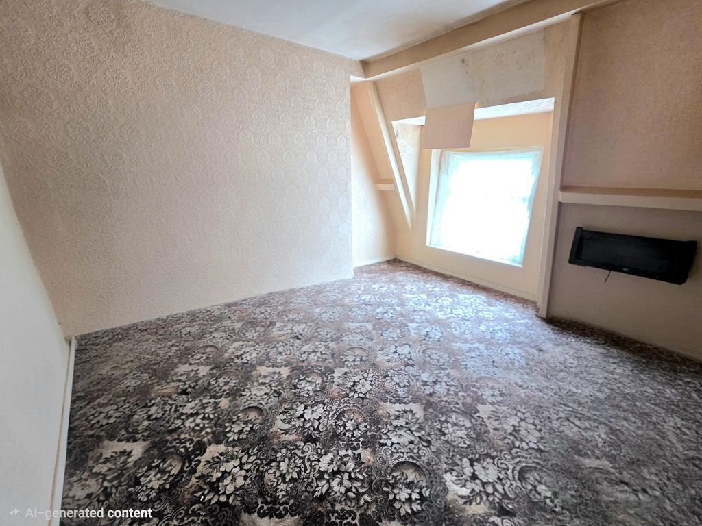 Property photo 3 of 12 Not Specified