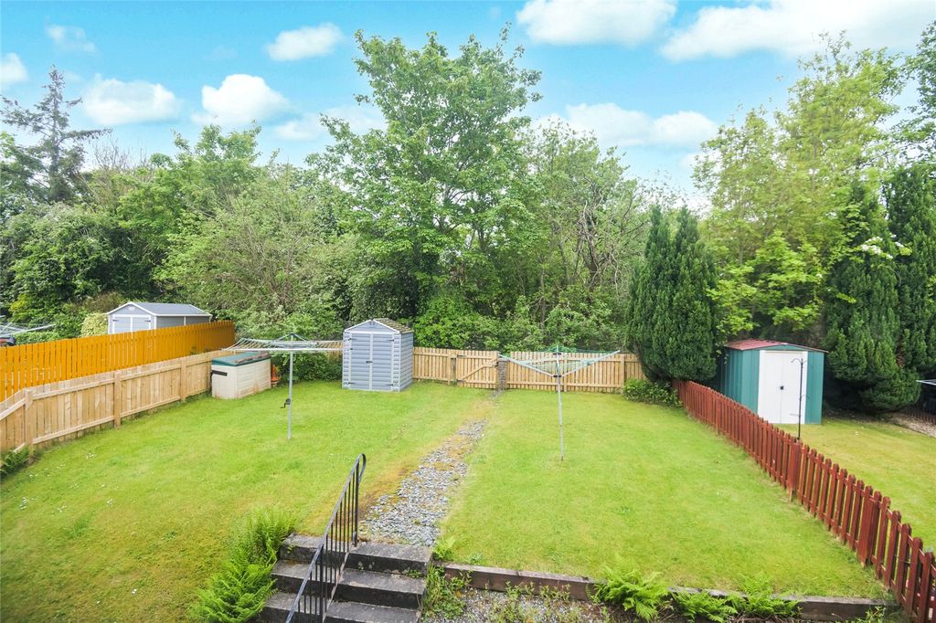 Property photo 3 of 24 Picture No. 16