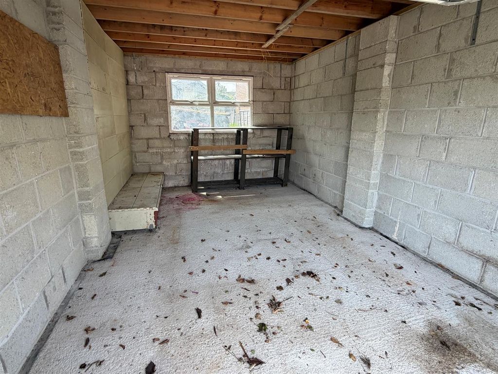 Property photo 2 of 3 Inside.Jpg