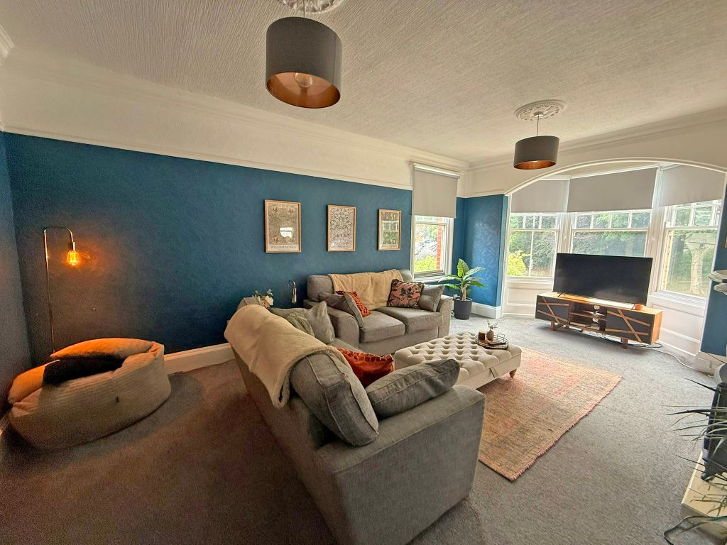 Property photo 3 of 10 Img_0693