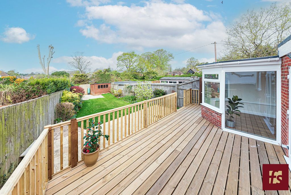 Property photo 3 of 15