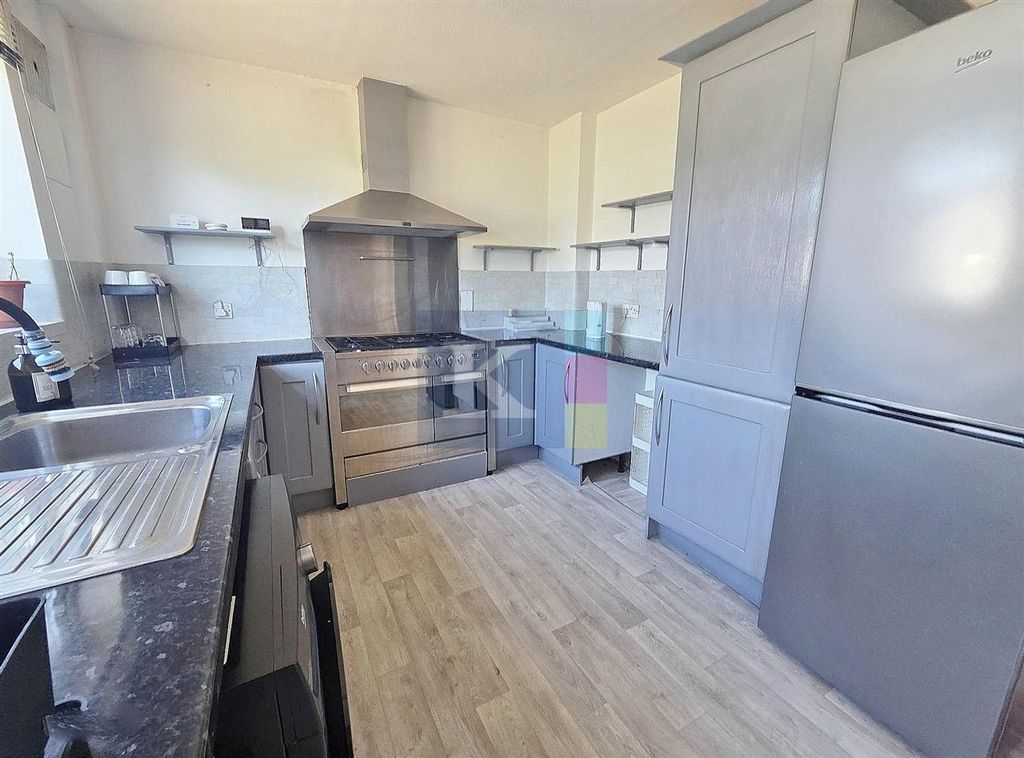 Property photo 1 of 9 Main Picture