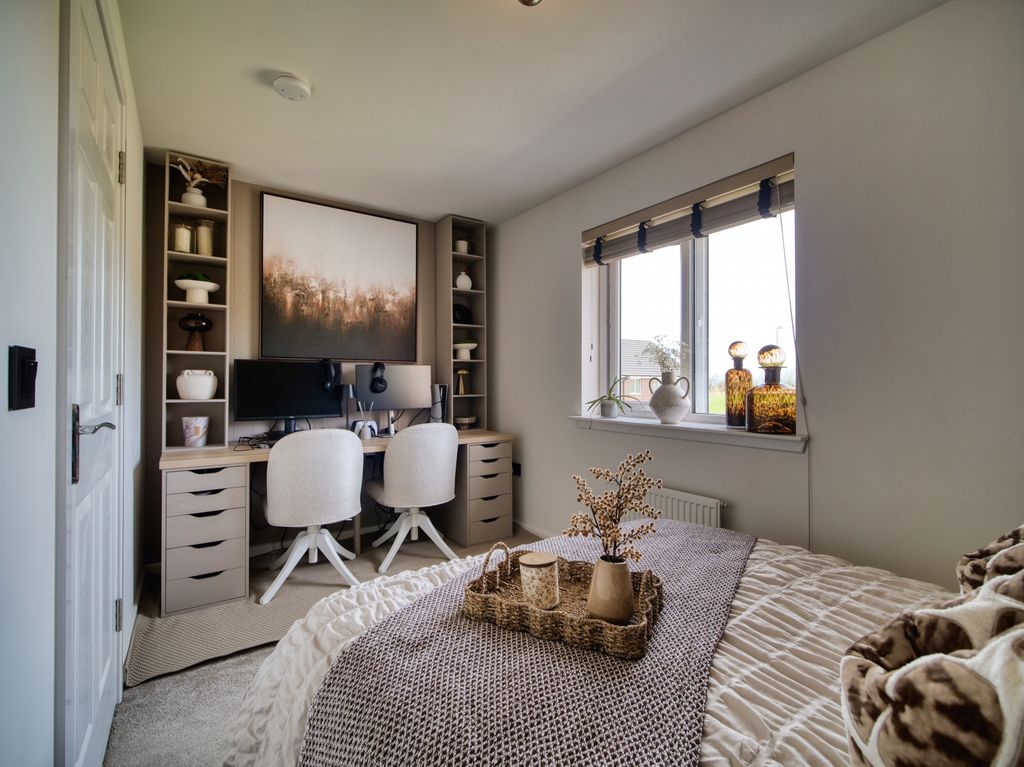 Property photo 3 of 19 Bedroom