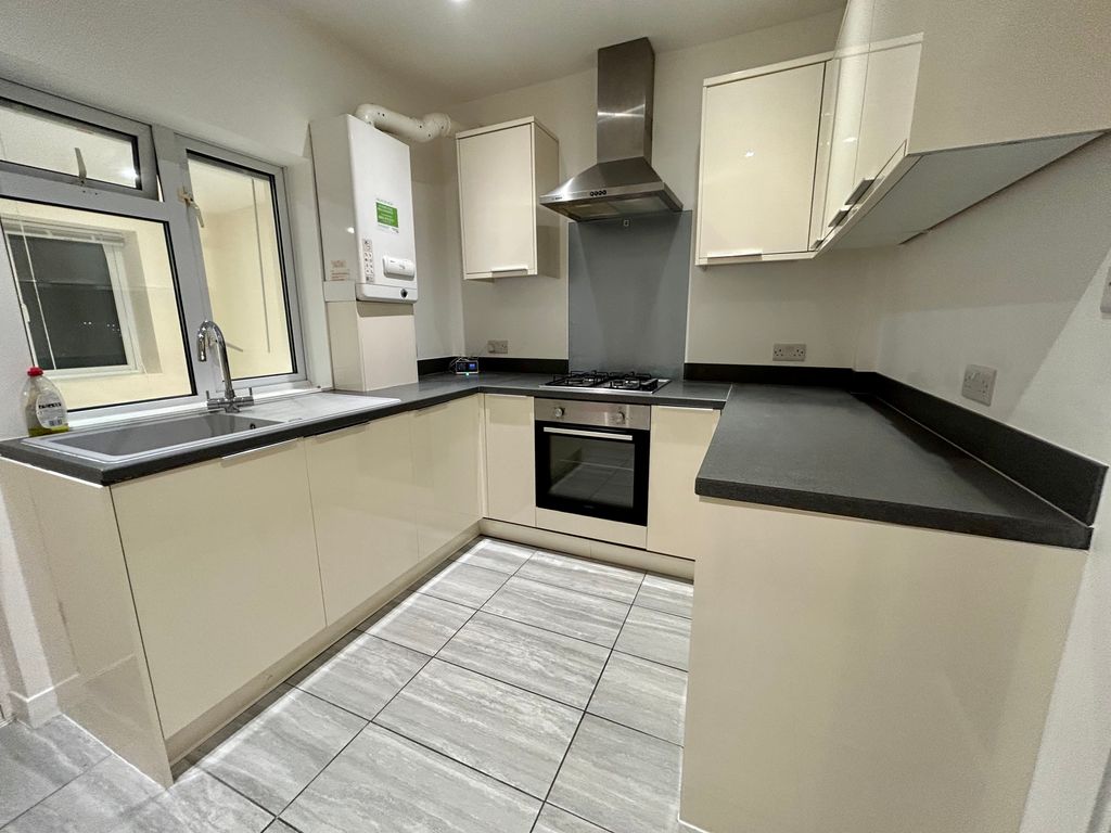 Property photo 2 of 13 Kitchen
