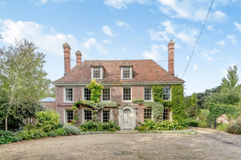 Property photo 3 of 31 Great Walton