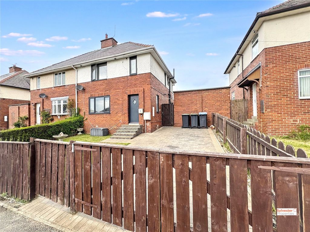 Property photo 1 of 39 Picture No. 13