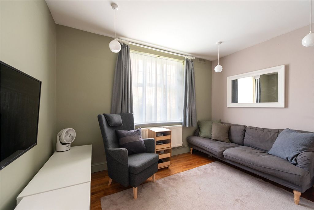 Property photo 1 of 16 Picture No. 01