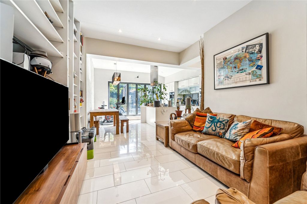 Property photo 1 of 12 Reception Room