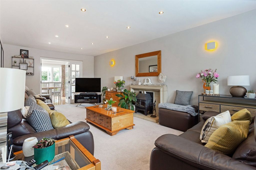 Property photo 2 of 46 Picture No. 06