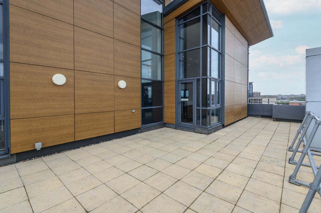 Property photo 3 of 23 Zenko_110