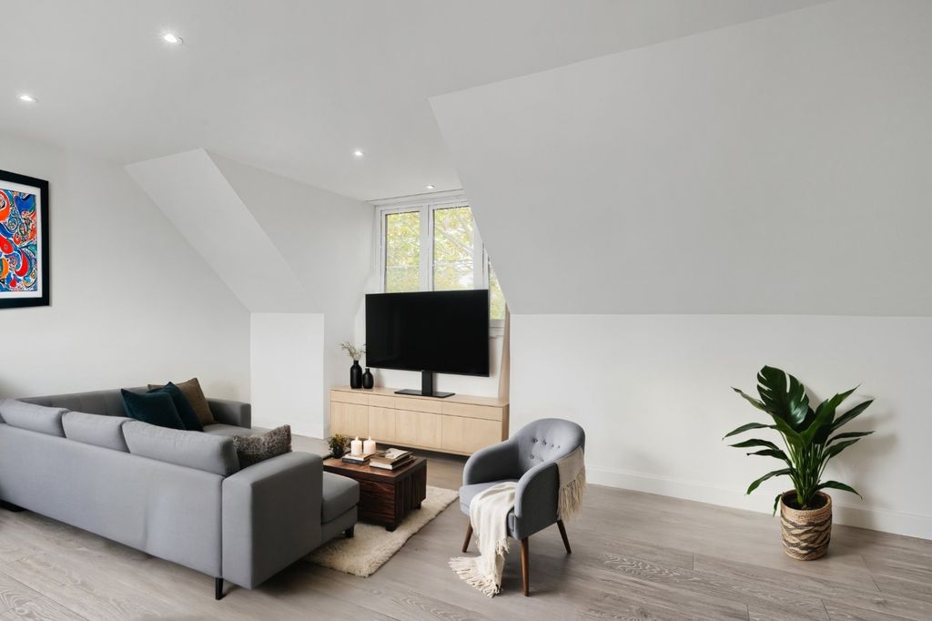 Property photo 1 of 7 Picture No. 07