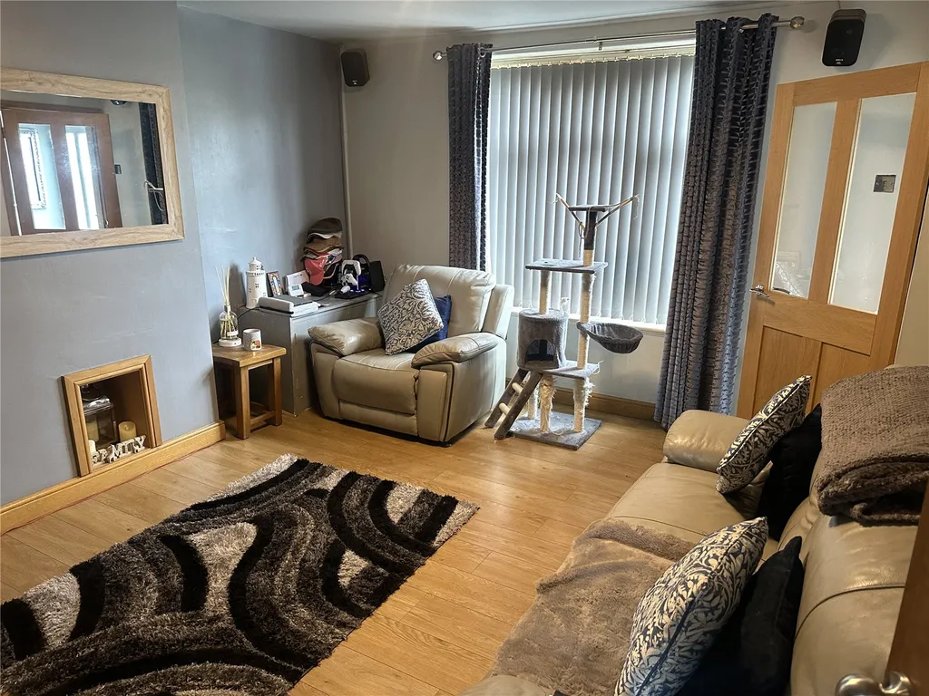 House in Birmingham, West Midlands - View 6