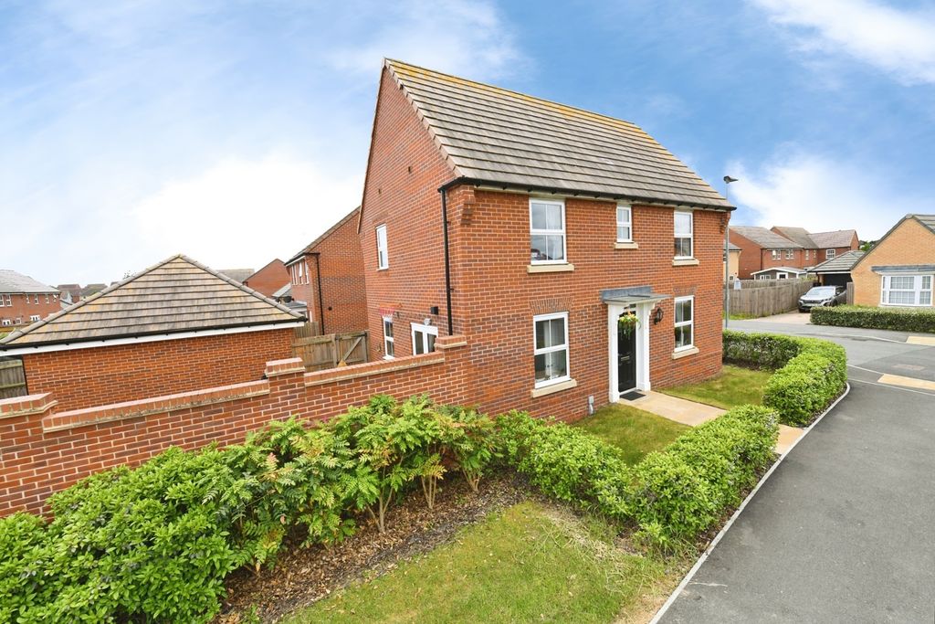 Property photo 1 of 19 Pbox-Img.Jpg