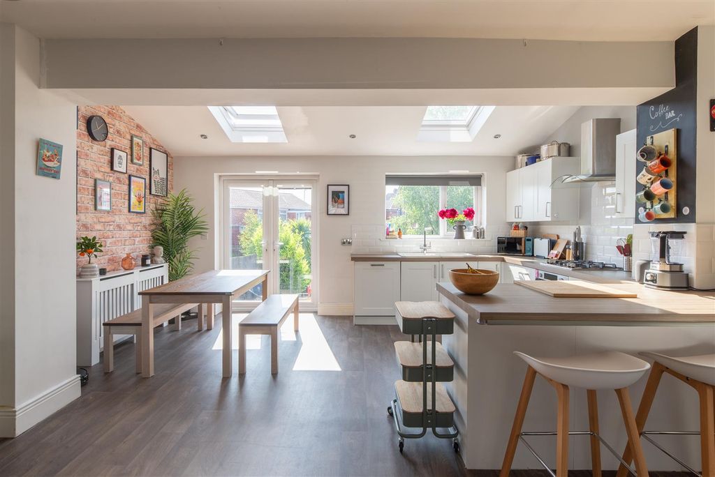 Property photo 2 of 42 Edit-6540.Jpg