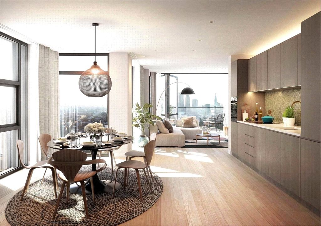 Property photo 3 of 11 Kitchen