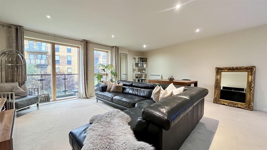 Property photo 2 of 18 Img_E6195.Jpg