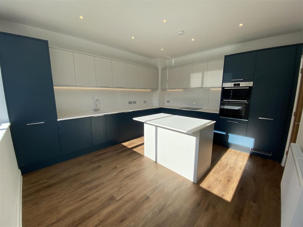 Property photo 2 of 11 Img_3334.Jpg