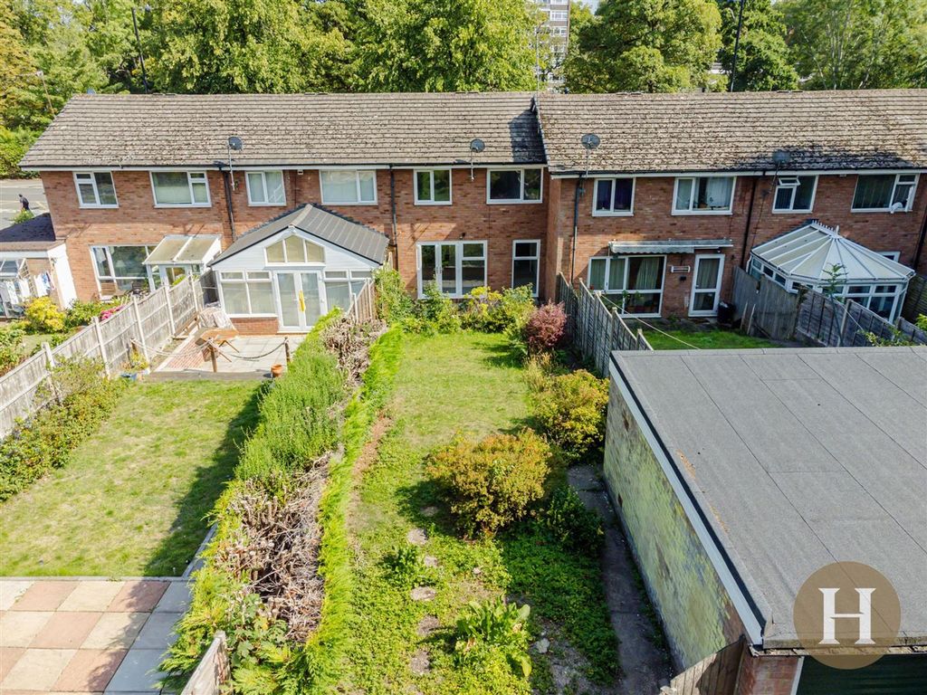 Property photo 3 of 28