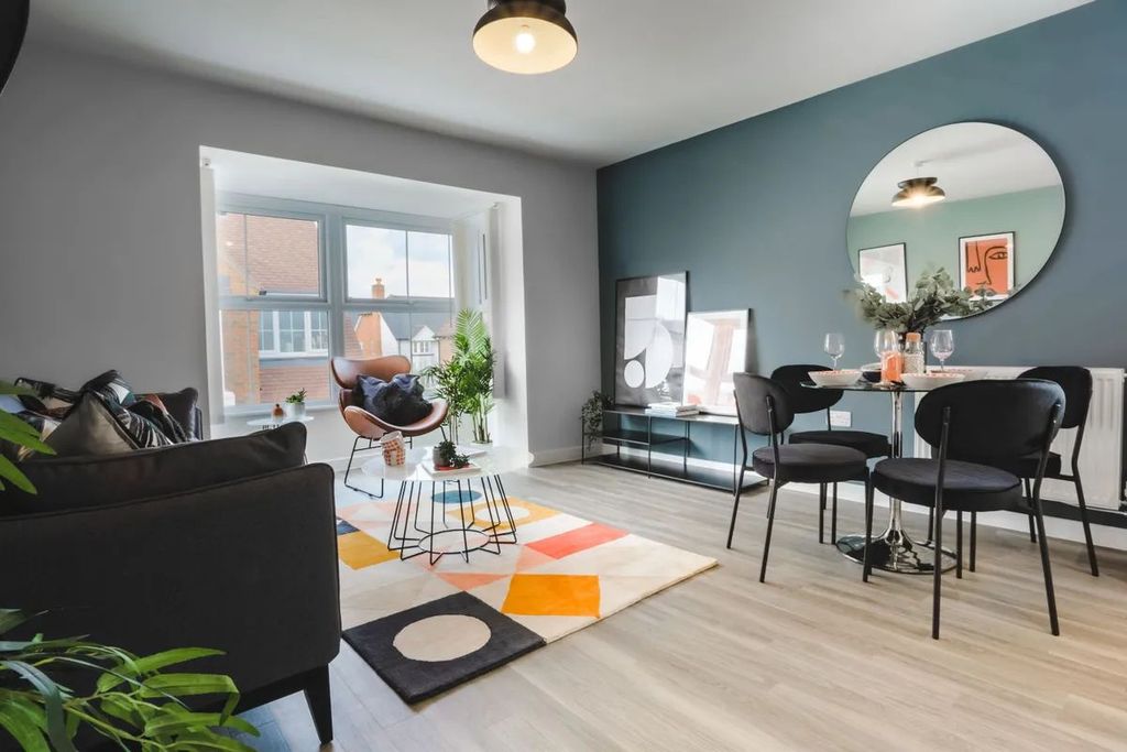 Property photo 1 of 4