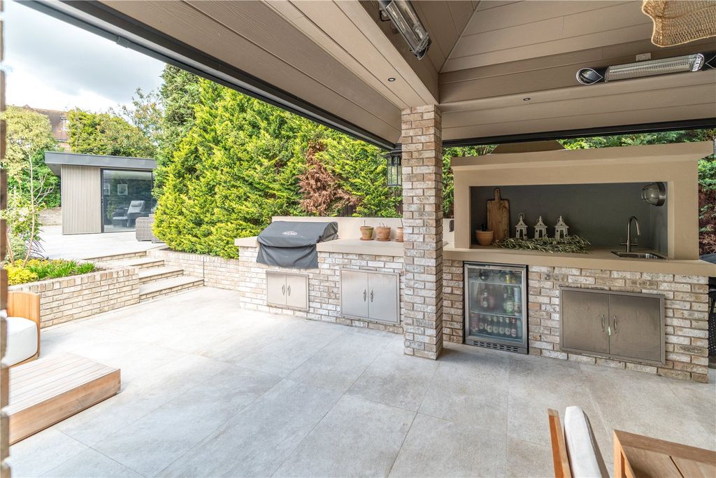 Additional image 24 of 6 bed detached house for saleAlderton Hill, Loughton, Essex IG10
