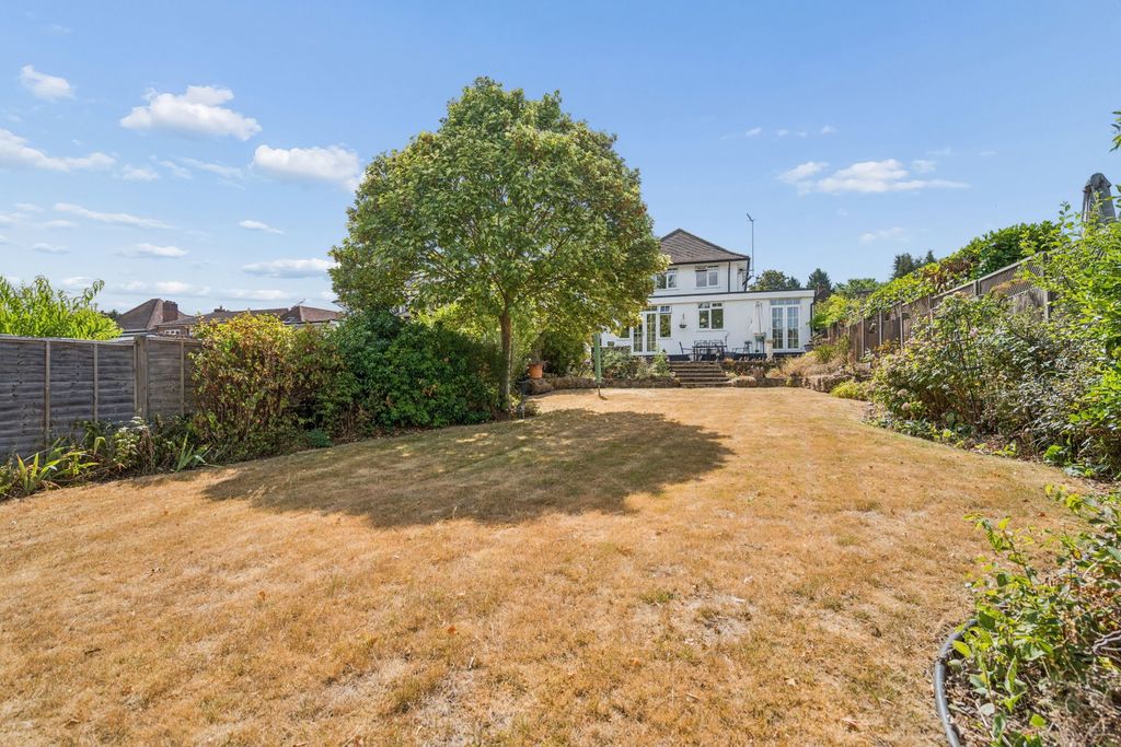 Property photo 3 of 17
