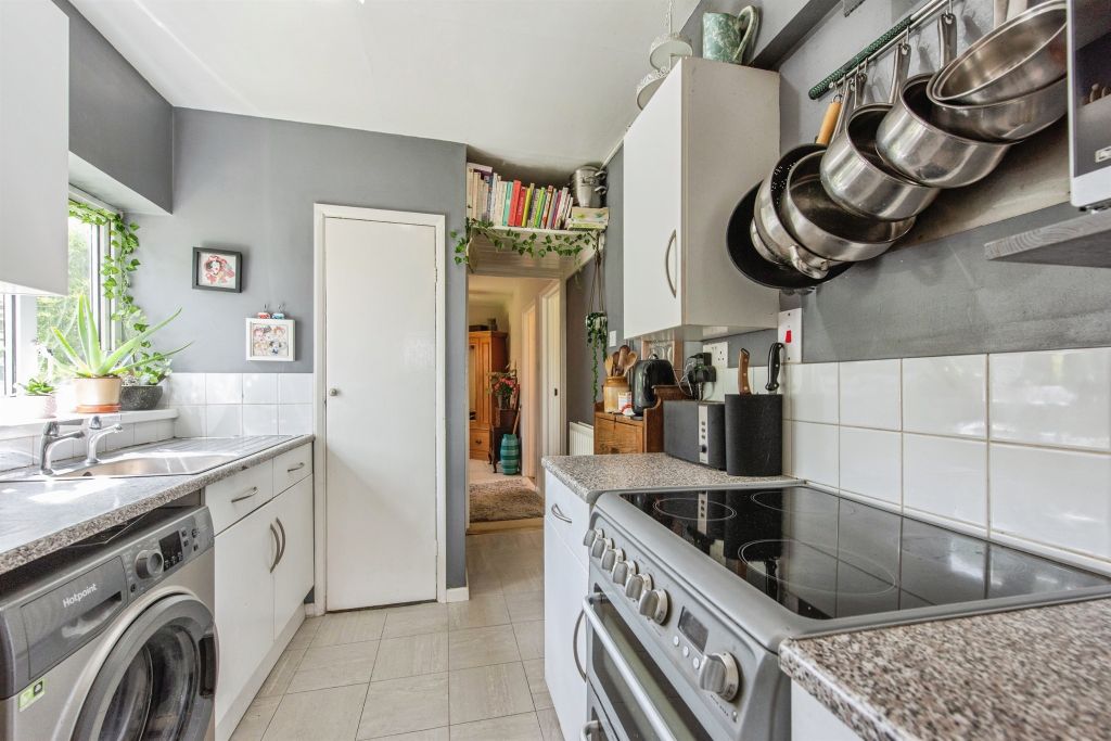 Property photo 3 of 16