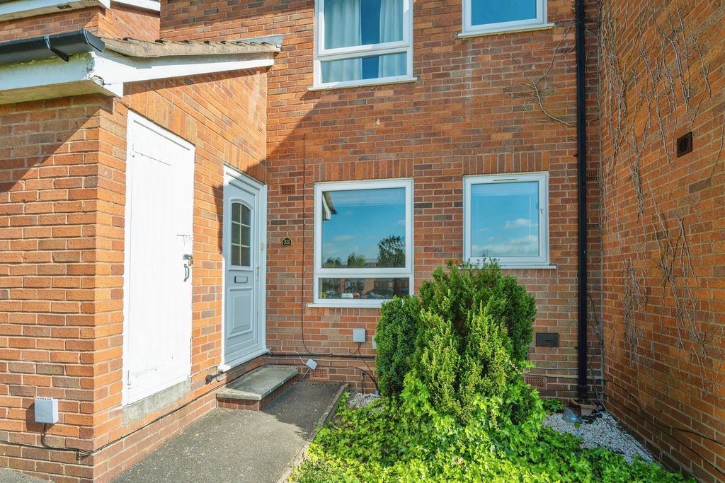 Property photo 2 of 14