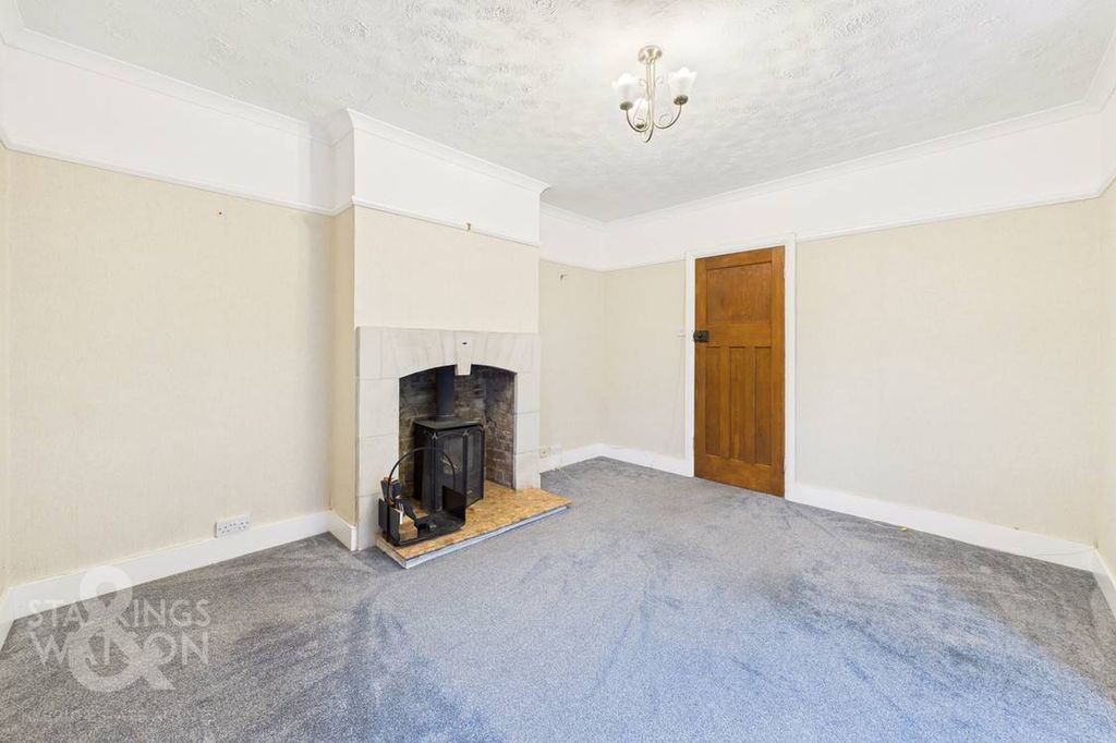 Property photo 3 of 30