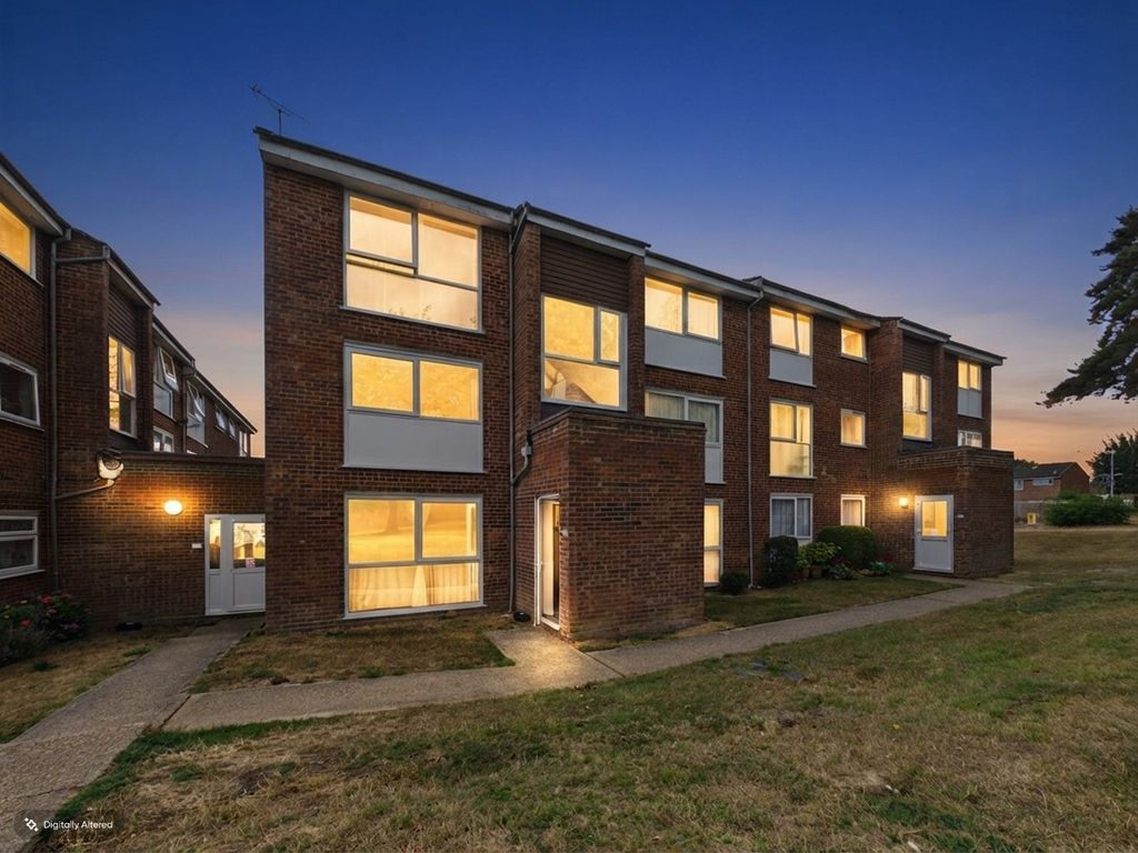 Property photo 1 of 15 868020