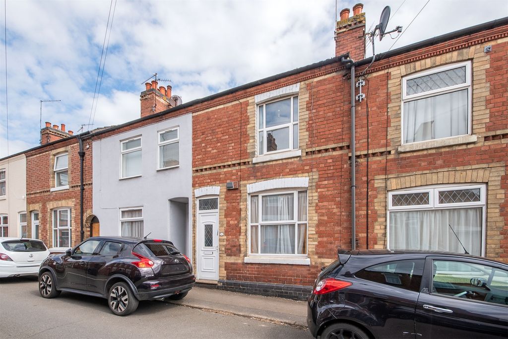 Property photo 1 of 10