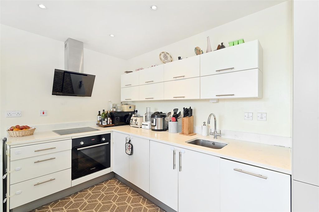 Property photo 3 of 15 Ionian-Building (11).Jpg