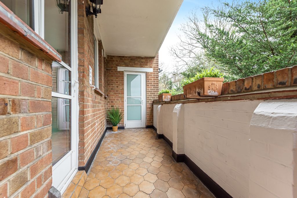 Property photo 3 of 13 Balcony