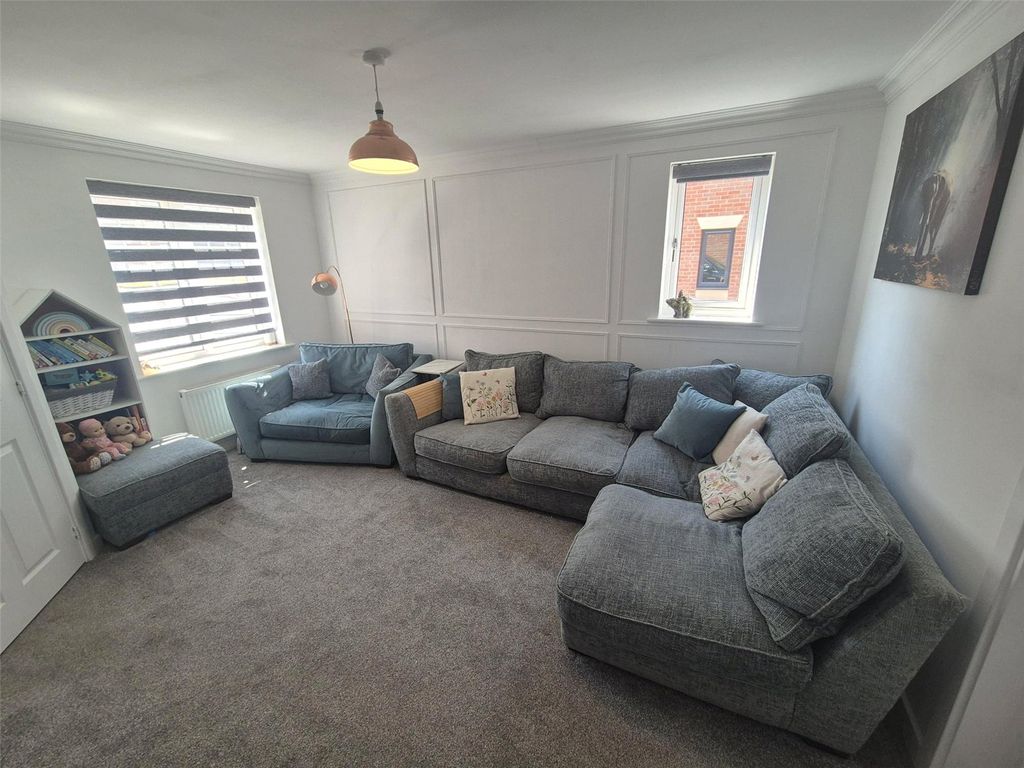Property photo 2 of 15 Picture No. 07