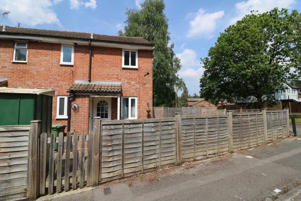 Property photo 1 of 9