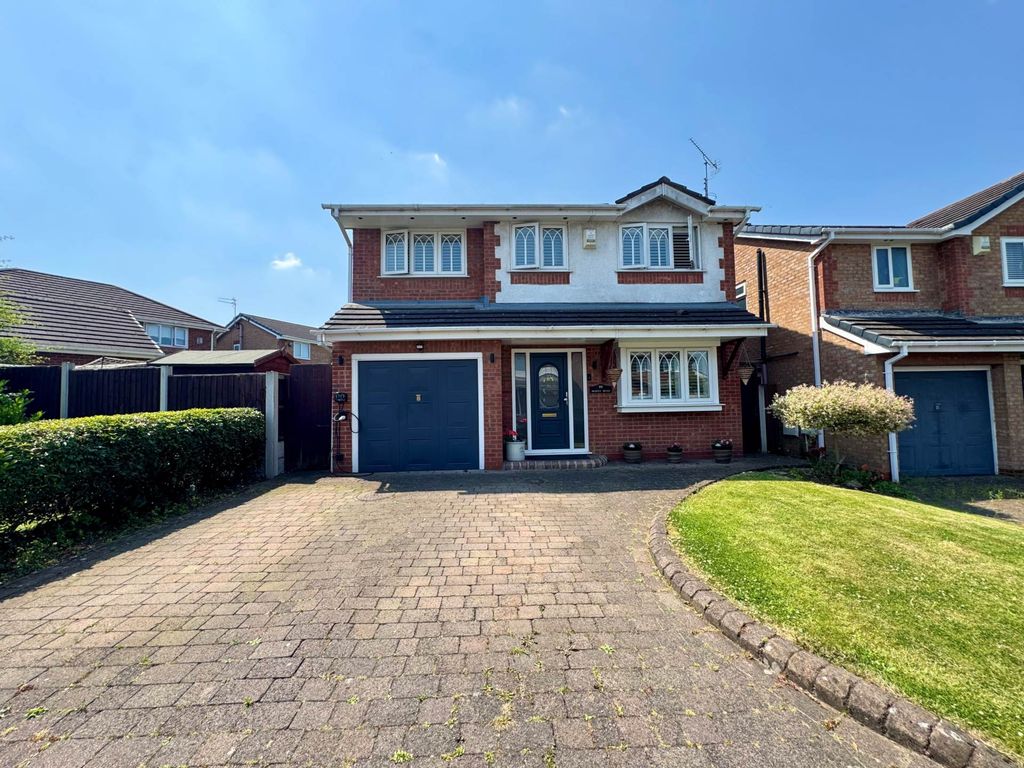 Property photo 1 of 18