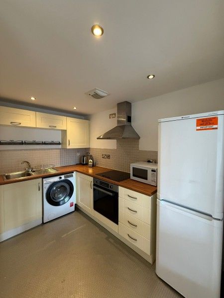Property photo 3 of 8