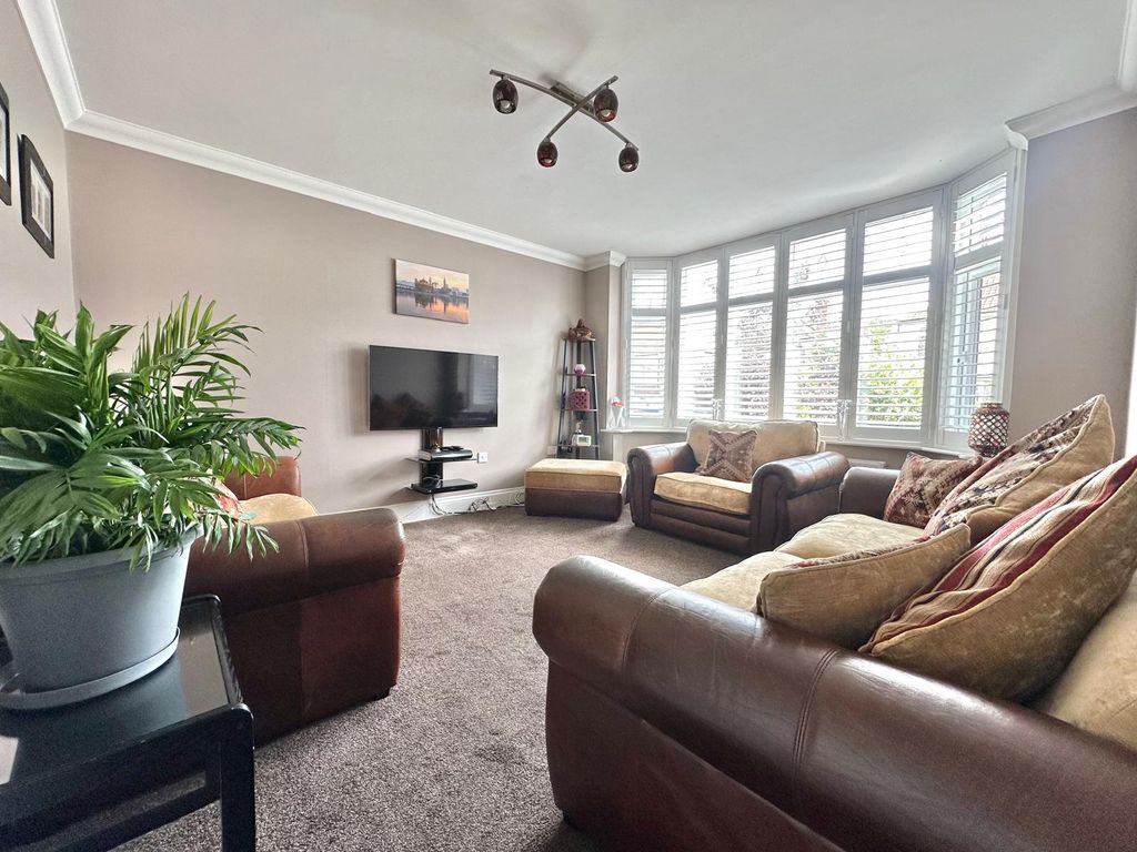 Property photo 3 of 25 Photo-2025-09-07-15-12-13