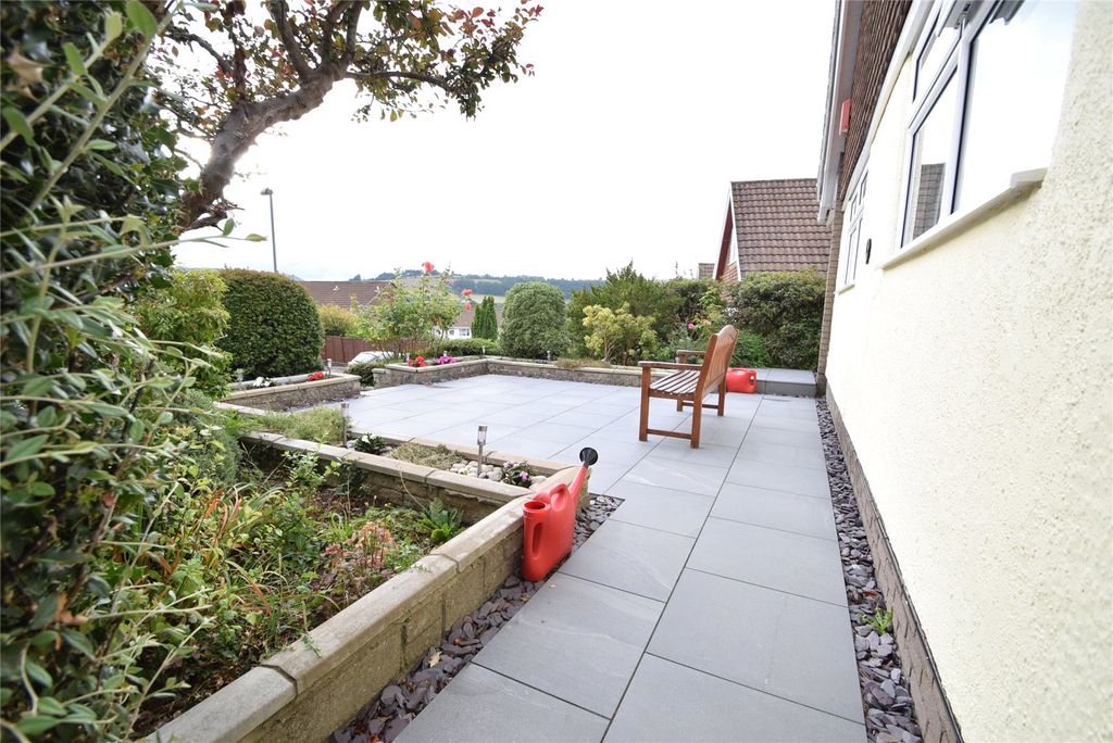 Property photo 2 of 24 Picture No. 88