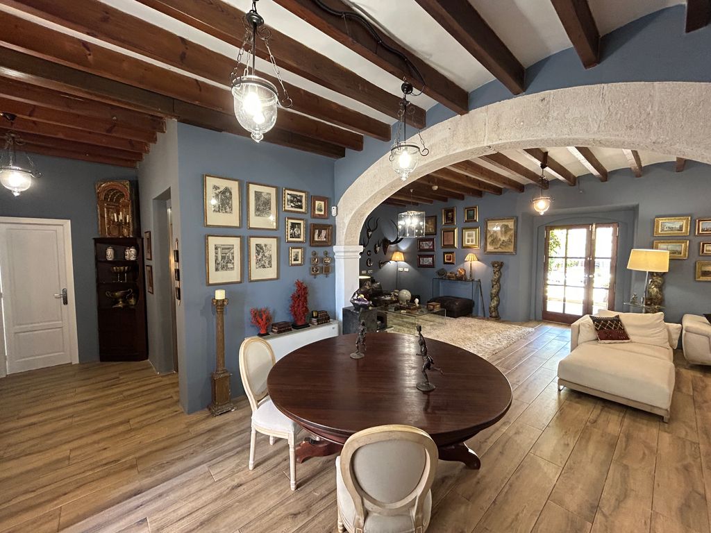 Property photo 2 of 57 P 81509 28.04.25_002.Jpg