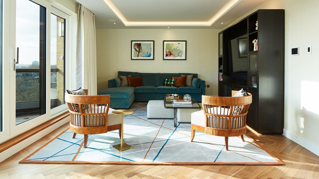 Property photo 2 of 12