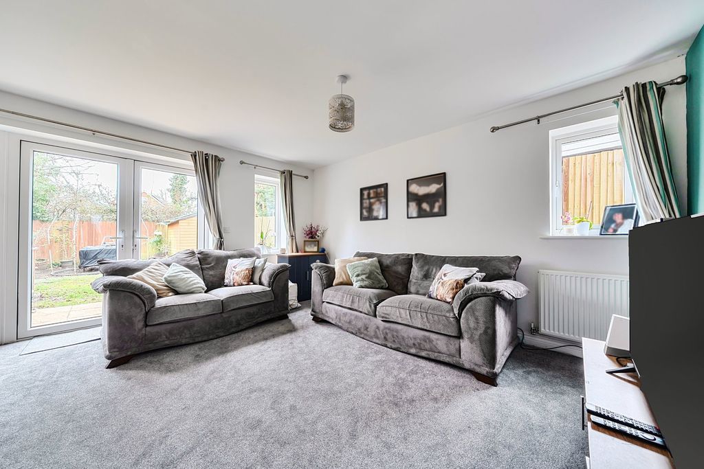 Property photo 3 of 20