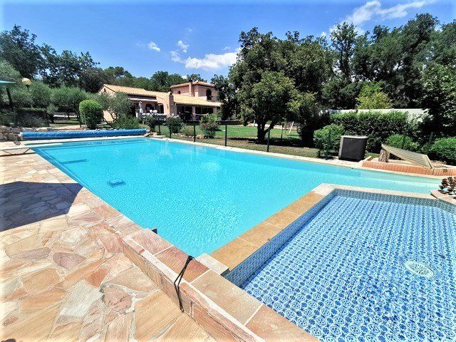 Property photo 1 of 12 Villa Frejus