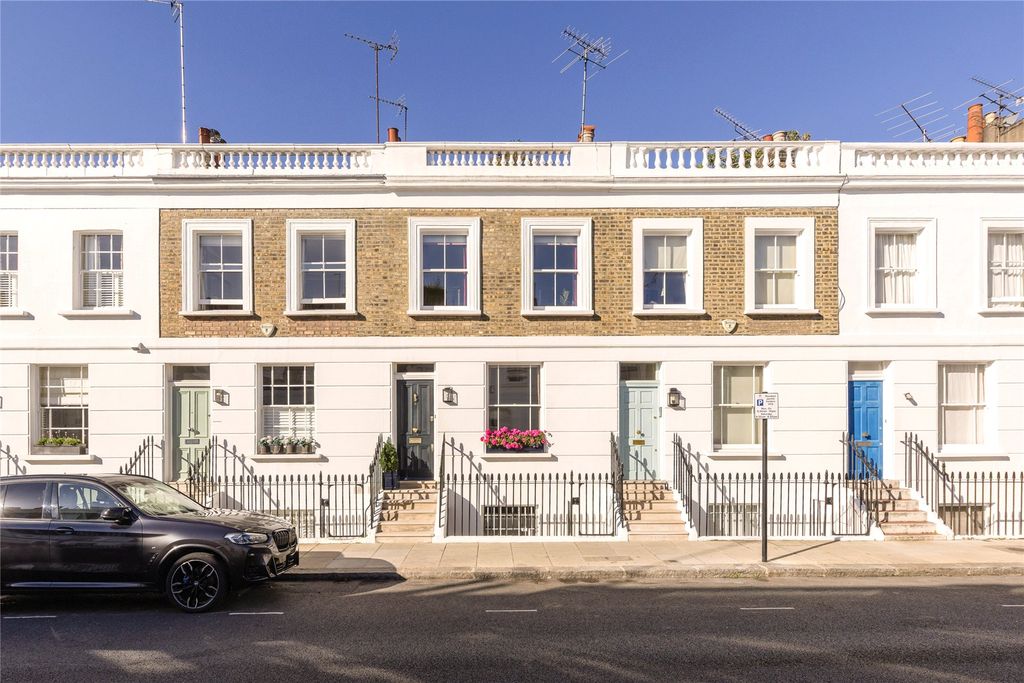 Property photo 1 of 16 Exterior