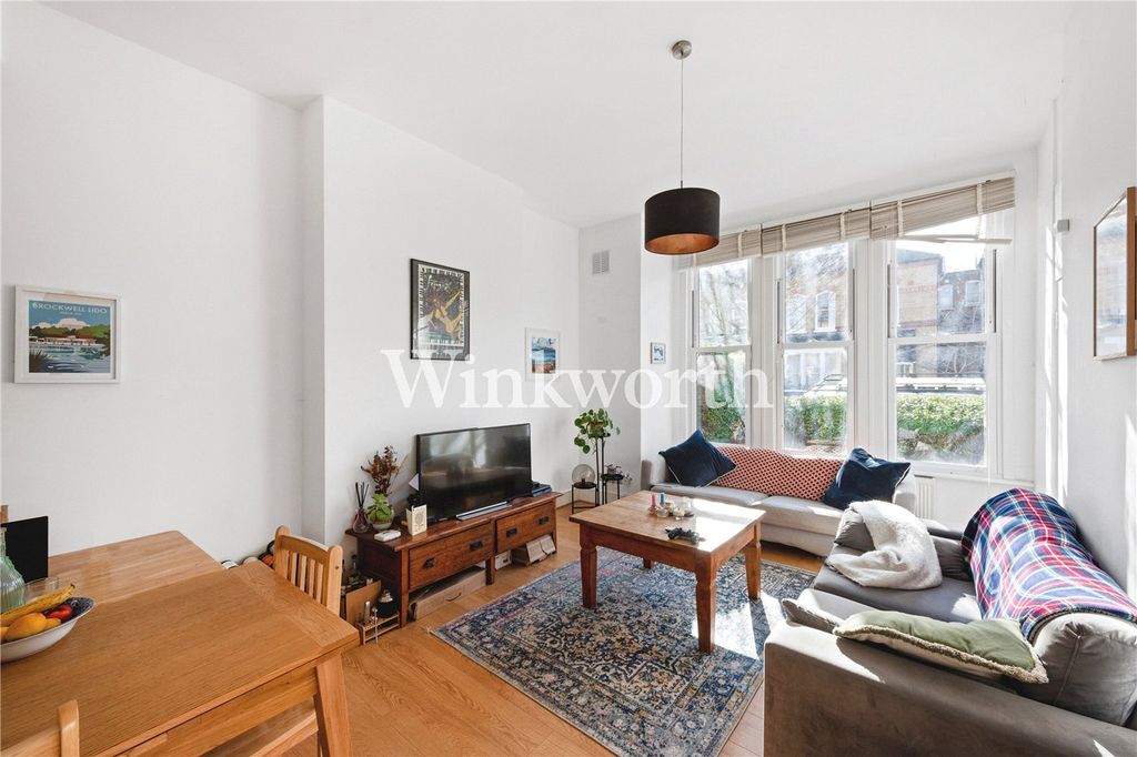 Property photo 2 of 12 Picture No. 15