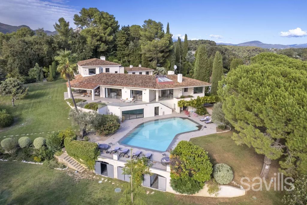 Property photo 1 of 10 Sumptuous Villa Facing The Village Of Saint-Paul De Vence