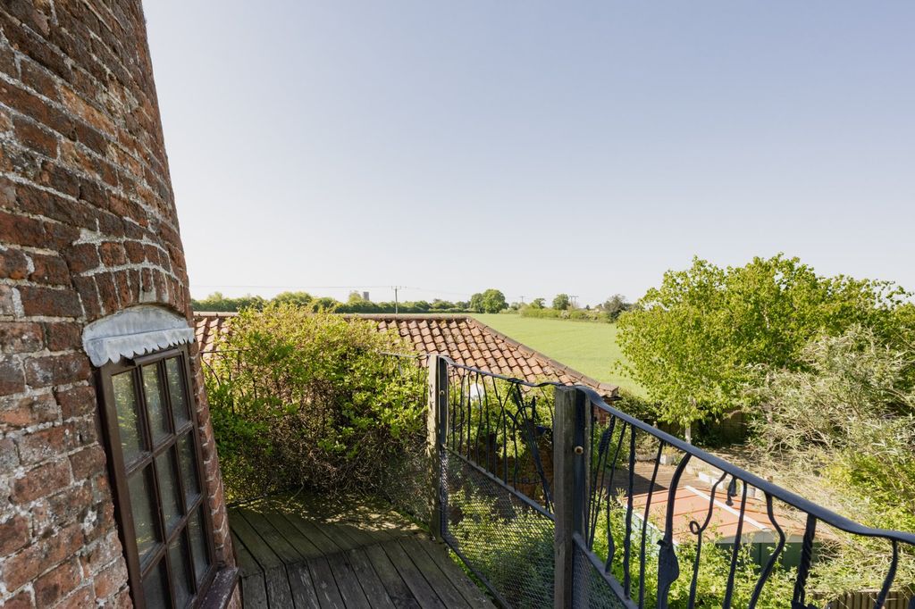 Property photo 3 of 9 Picture No. 05