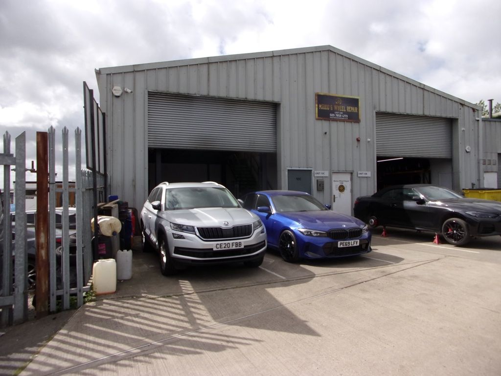 Property photo 1 of 9 Photo 10