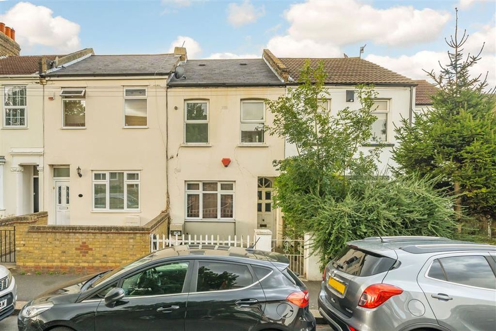 Property photo 1 of 8