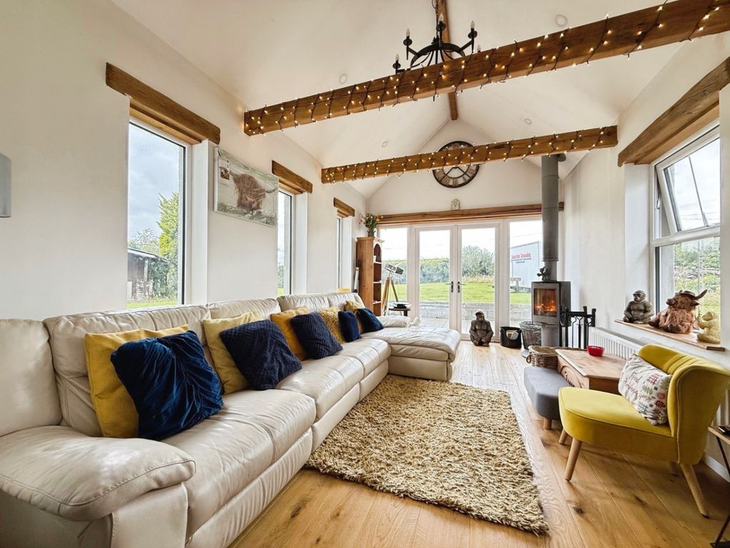 Property photo 3 of 25 4241874